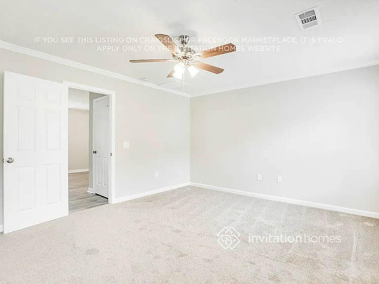 7028 Branch Crossing Way — Photo 11