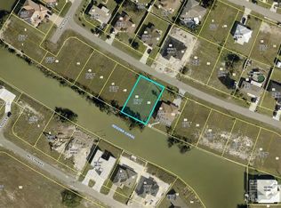 530 NE 5th Ct, Cape Coral, FL 33909