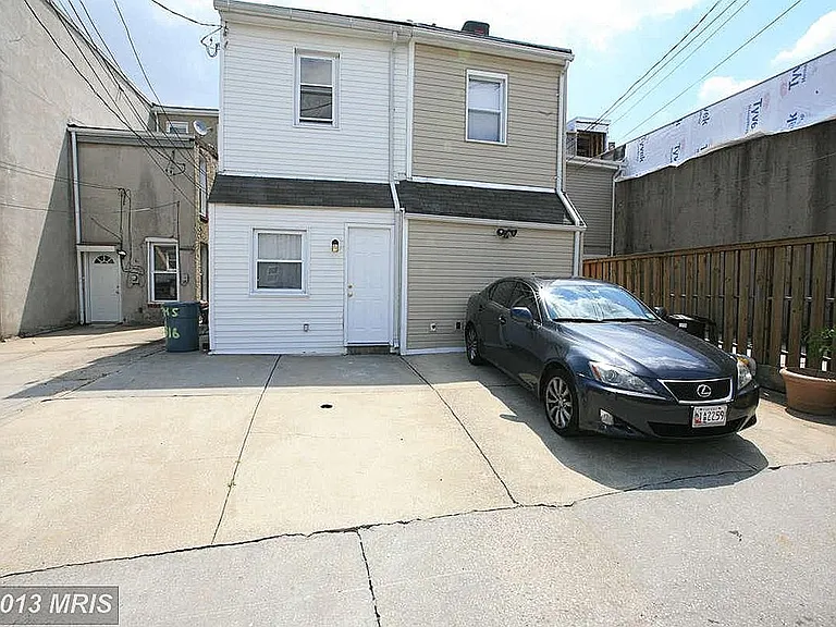 1316 S Hanover St — Photo 8