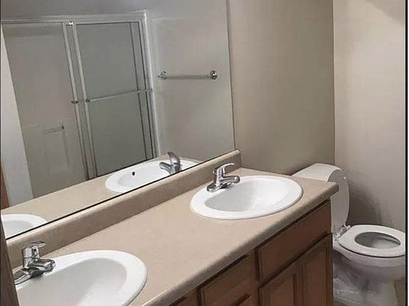 2nd image of 846 Lamont Dr