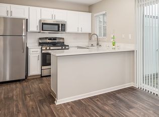 Pembrook Club Apartment Homes, Gurnee, IL 60031