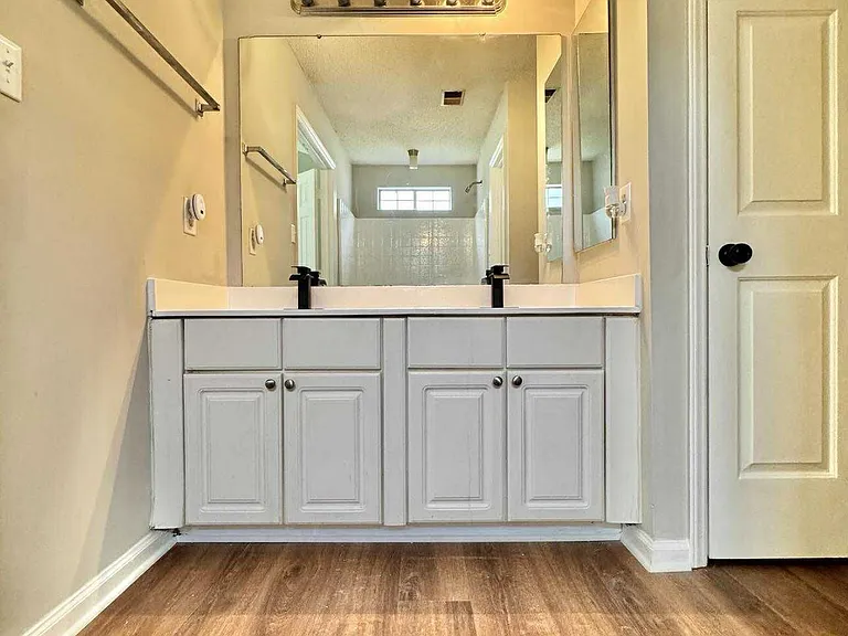 2608 Clarencefield Dr — Photo 13