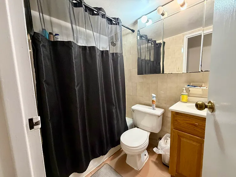 121 E 12th St #7-I — Photo 8