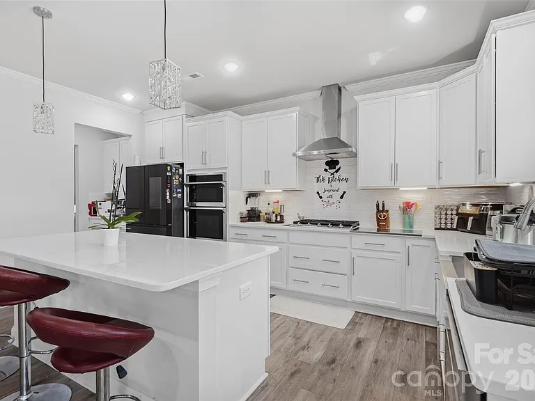 1136 Ashe Meadow Dr — Photo 17