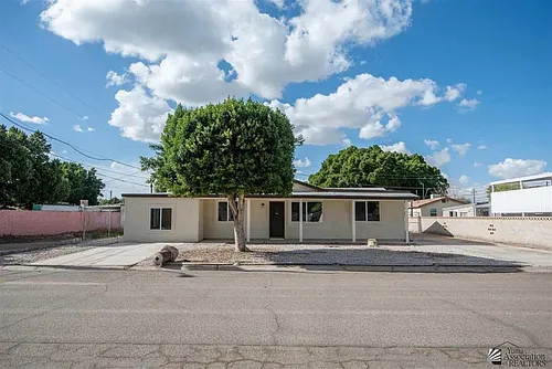 350 S Monte Vista Dr Photo 1