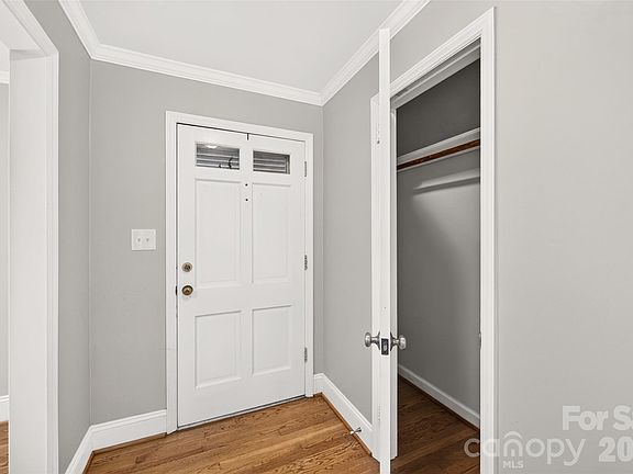 5th image of 3022 Finley Pl