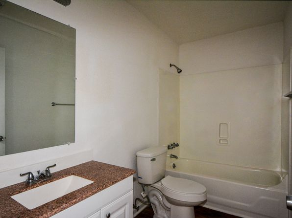 3302 Covington Dr APT B