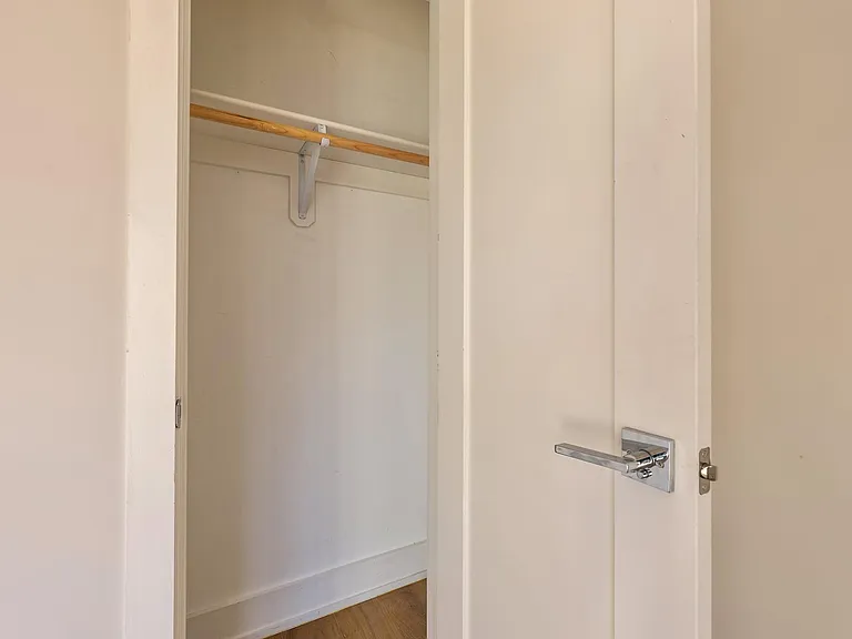 2nd Bedroom (closet)