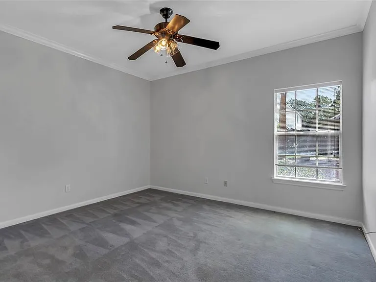 2527 Falcon Ridge St — Photo 9