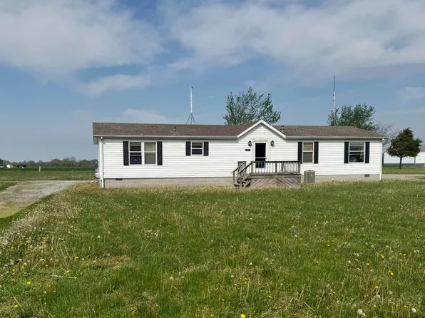 1311 SW 7th St, Fairfield, IL 62837