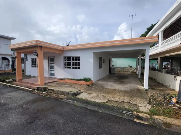 Candelaria Arena Rafael Hernandez 157, Toa Baja, PR 00949