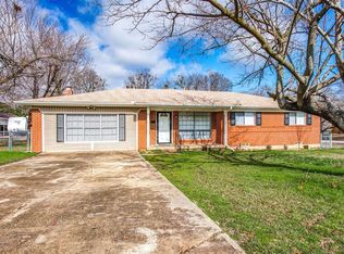 205 Cindy Way, Desoto, TX 75115