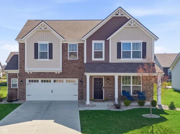 4355 Homestead Dr, Whitestown, IN 46075