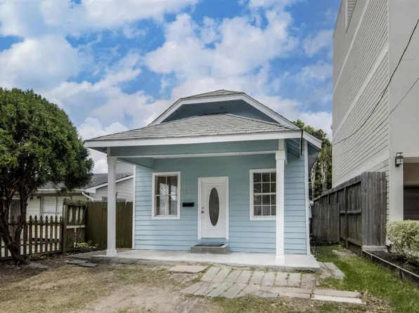 2115 Radcliffe St, Houston, TX 77007