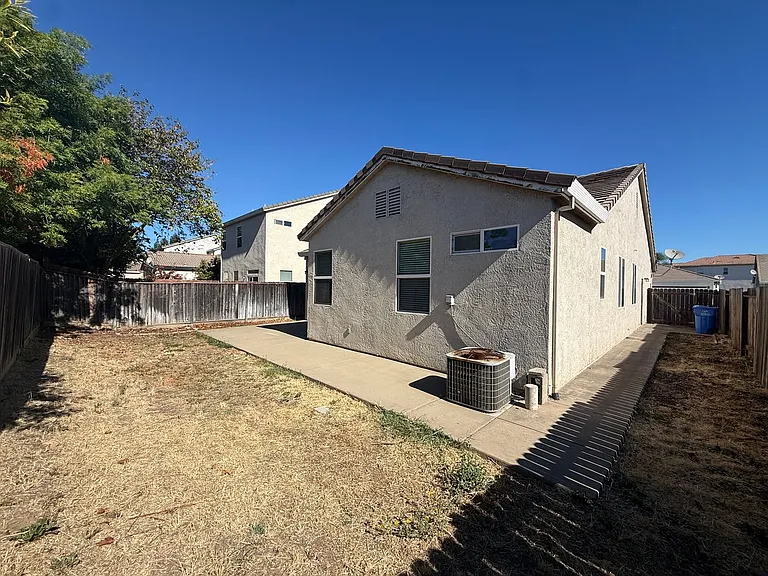 5900 Witt Way — Photo 12