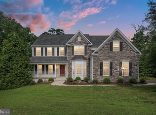 51 River Ridge Ln, Fredericksburg, VA 22406
