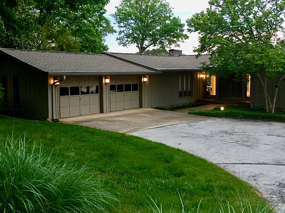4th image of 9924 Shore Dr