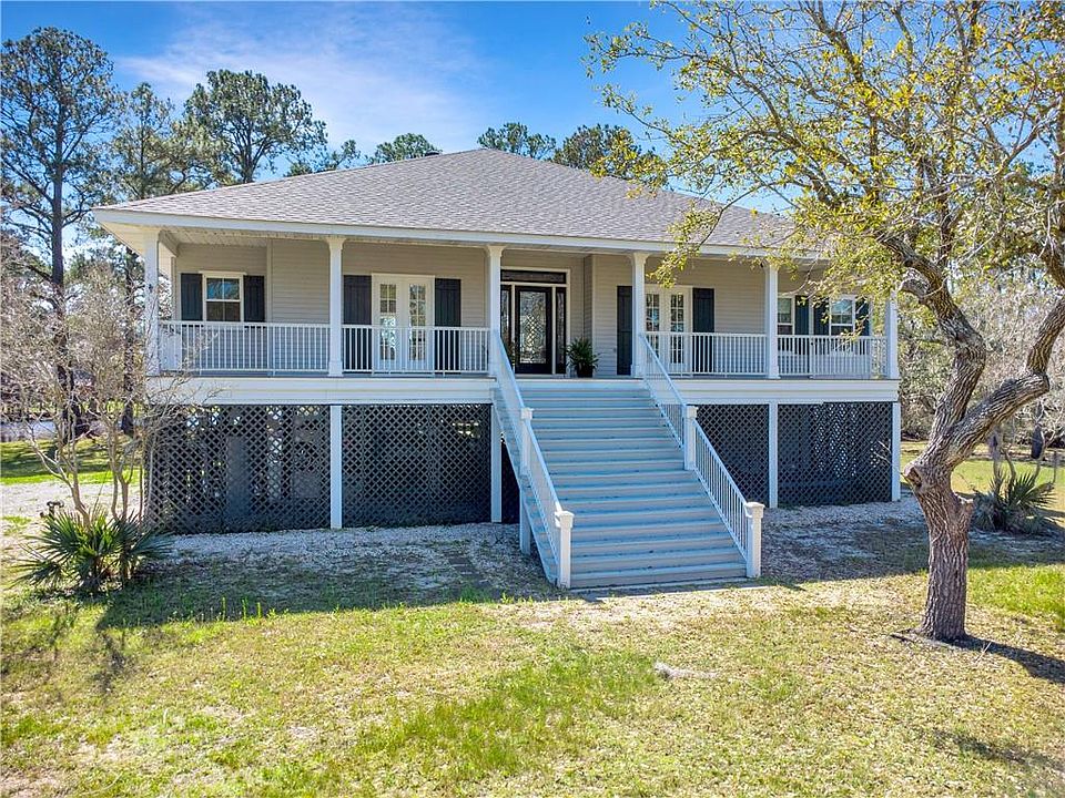 1st image of 59092 Pine Bay Ln