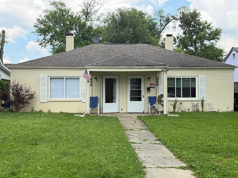 664 S Wheatland Ave — Photo 1