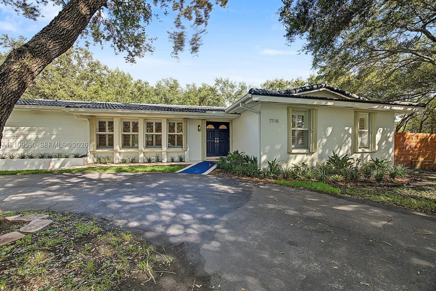 Suniland Estates — Photo 2