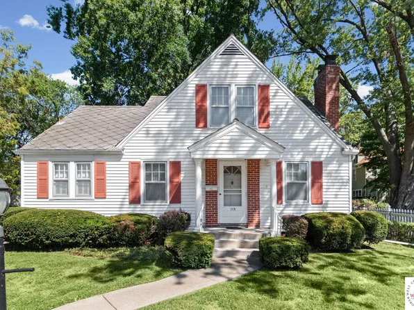 115 E Wilson St, Clinton, MO 64735
