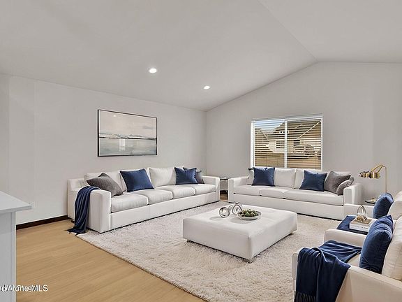 4th image of 6208 W Bowmore Ln