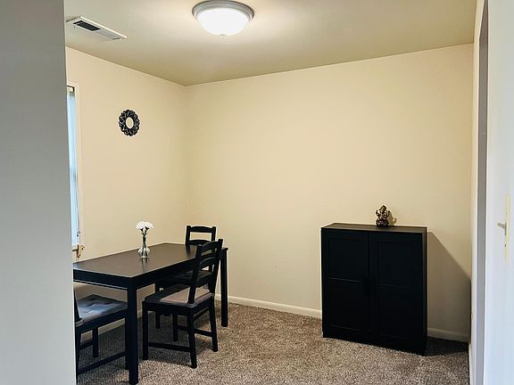 3rd image of 301 W Side Dr APT 302