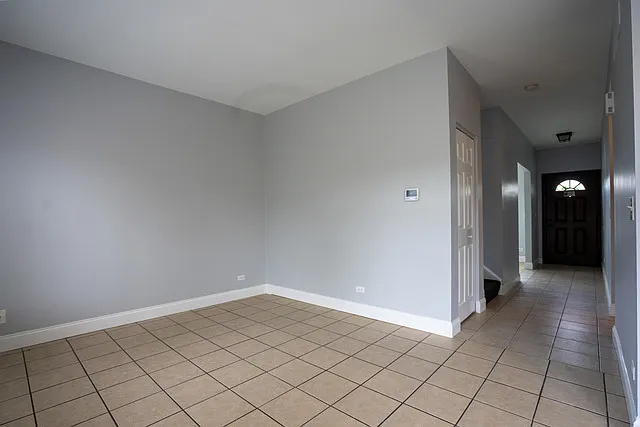 2837 Oakmont Dr — Photo 4