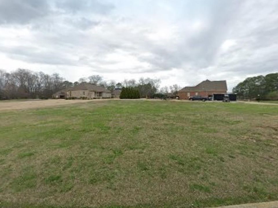 2nd image of 430 Alverson Ave