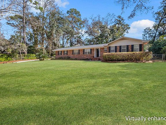 5th image of 3203 Brookforest Dr