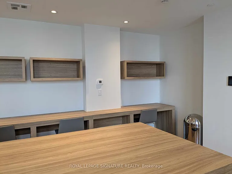 3100 Keele St #909 — Photo 18