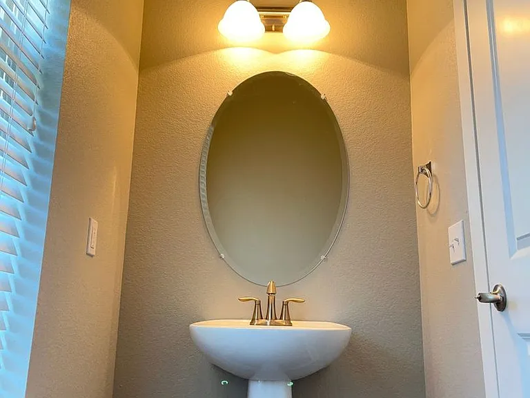 4958 Verbena St — Photo 7