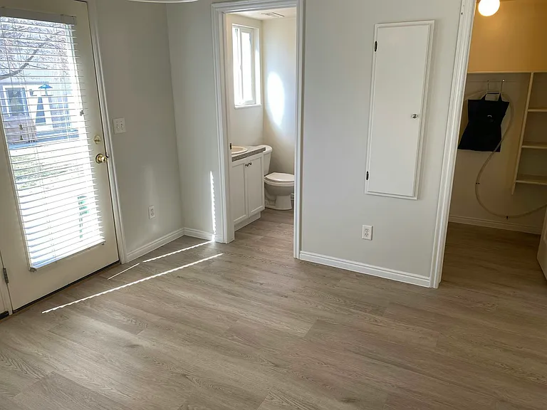 2421 N Washington Blvd #4-J — Photo 10