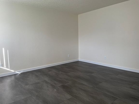 2nd image of 117 NE Clark Ave #8