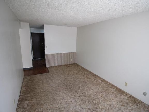4th image of 1212 D St APT 6