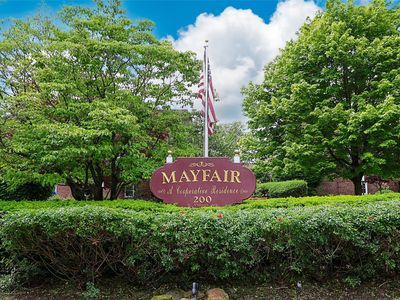 200 N Village Avenue #D5, Rockville Centre, NY, 11570