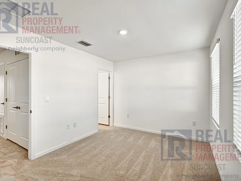 8700 Daybreak St — Photo 13