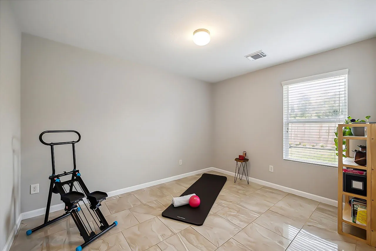 2615 Magnolia Fair Way - 2615 Magnolia Fair Way — Photo 4