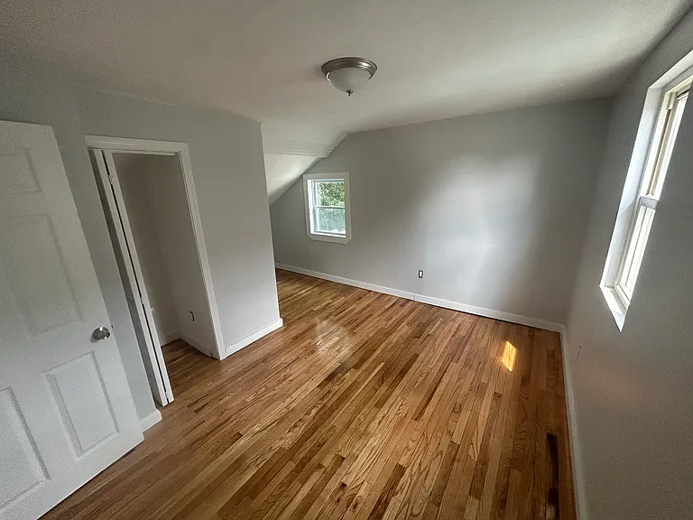 3 Oakland Ave #2 — Photo 8