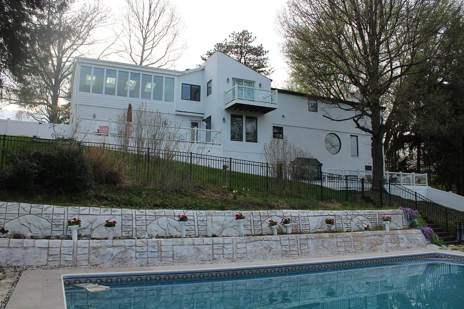 101 Haverford Rd photo 1