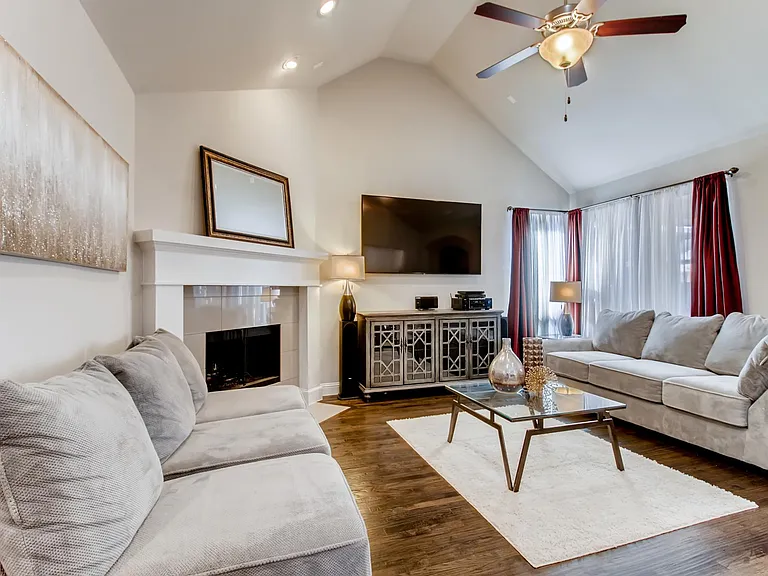 1500 Cherry Blossom Ln — Photo 6