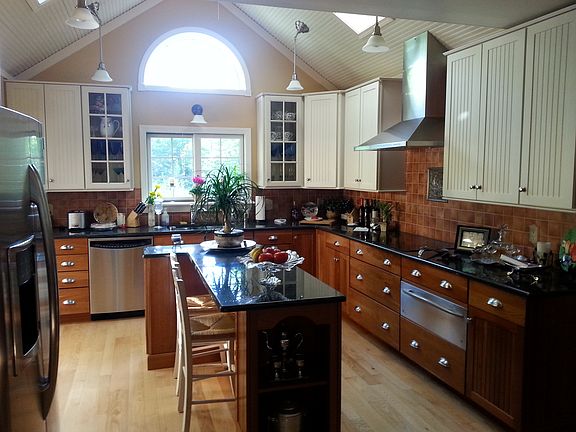 Gourmet Kitchen