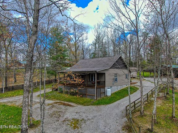 3rd image of 518 Spruce Creek Dr