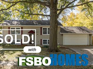 317 W Spring St, Eldridge, IA 52748