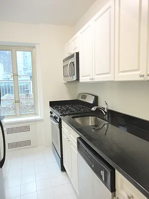 Rented by City Connections Realty | media 13