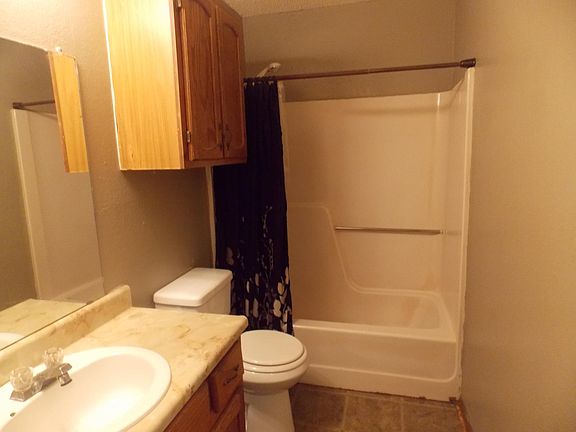 2nd image of 14157 S Hickory Pl E