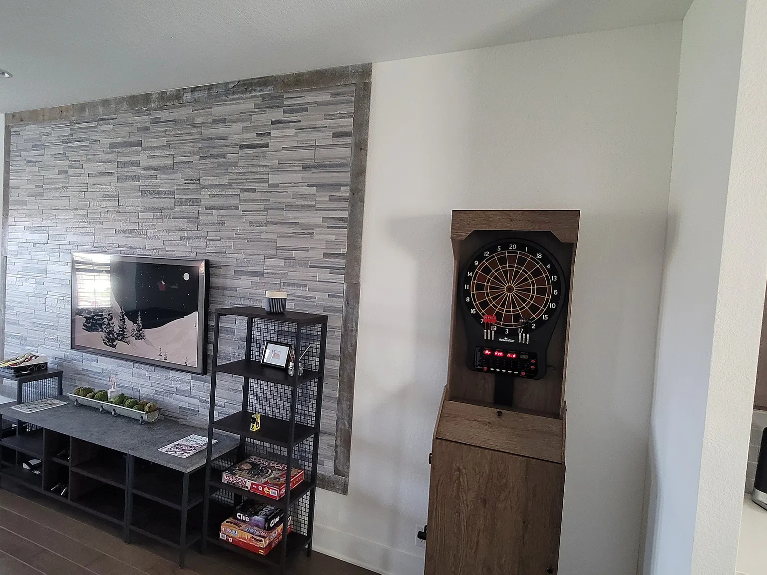 3 bed, 3.5 bath, 1672 sqft, $3,500 — Photo 2