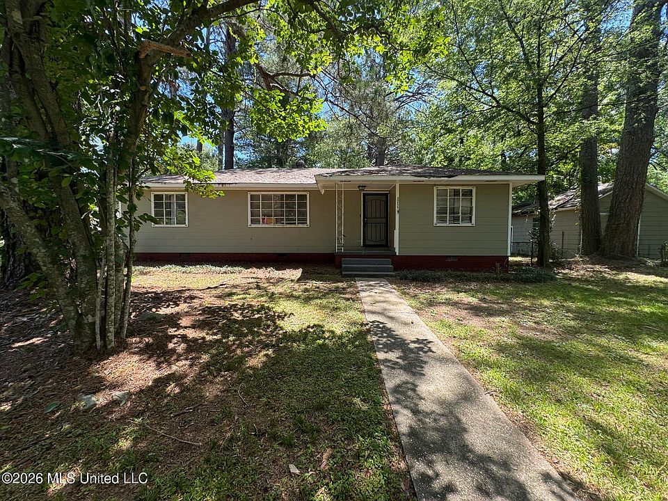 1st image of 3206 Rosemary Ave