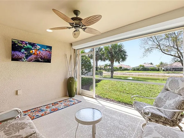 8664 Genova Ct — Photo 22