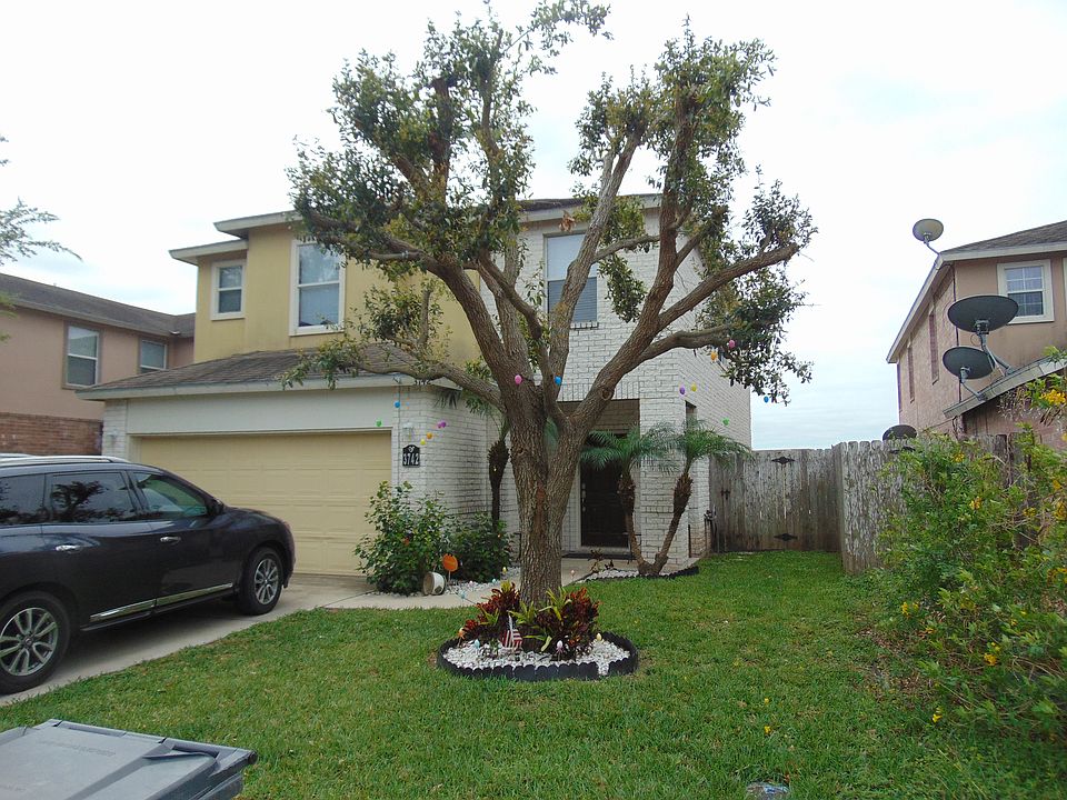 1st image of 3242 Viewpoint Dr
